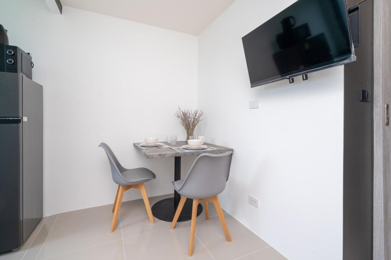 New Studio With Disability-Friendly Features, Central Hill View A6-724 A Apartment Ban Ket Ho Екстериор снимка